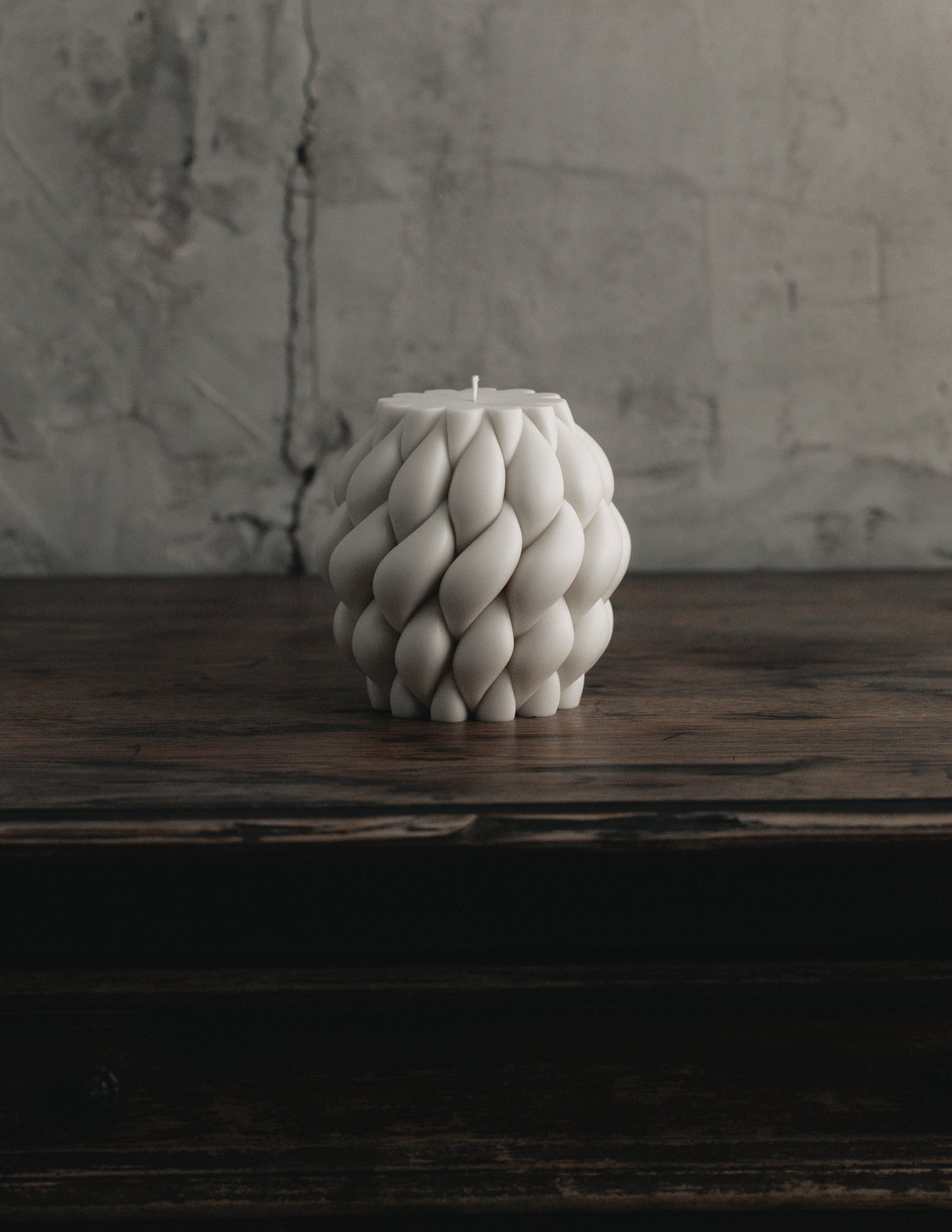 Knot Ball Candle